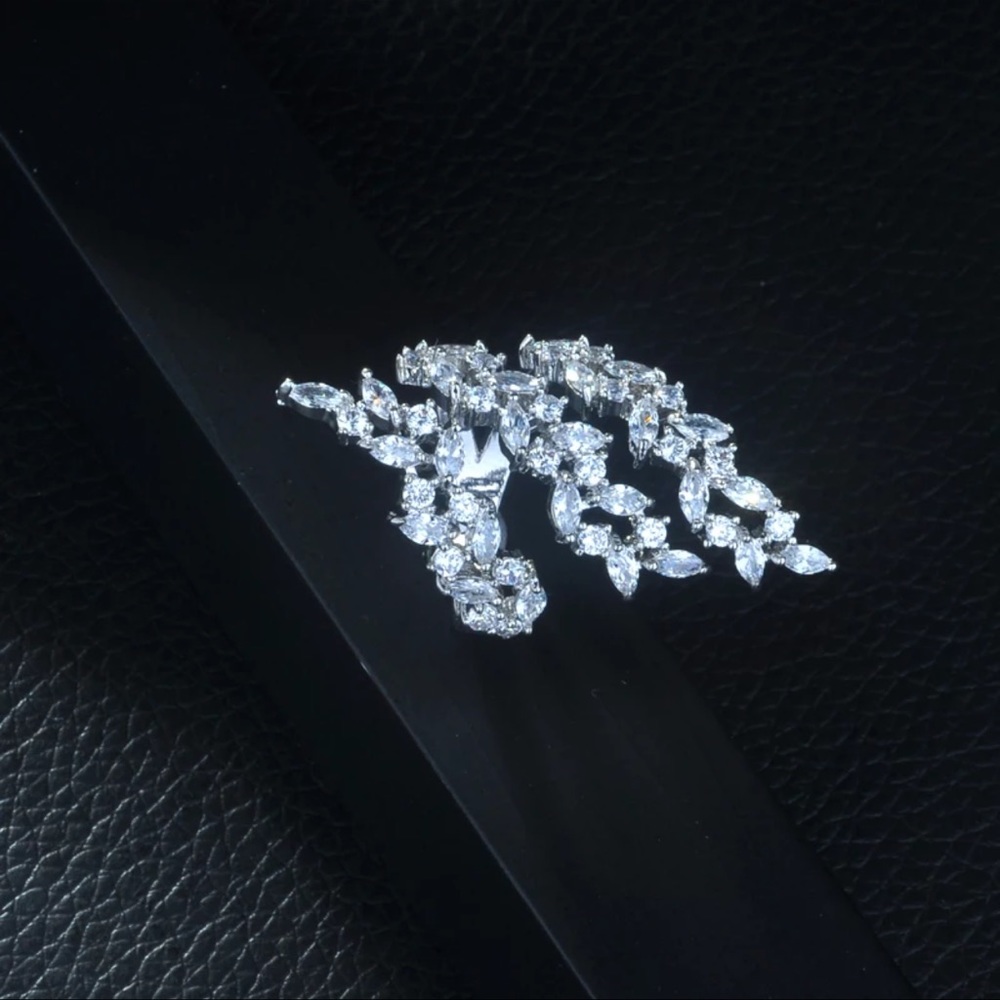 Adjustable Ring - Picture 2 of 3